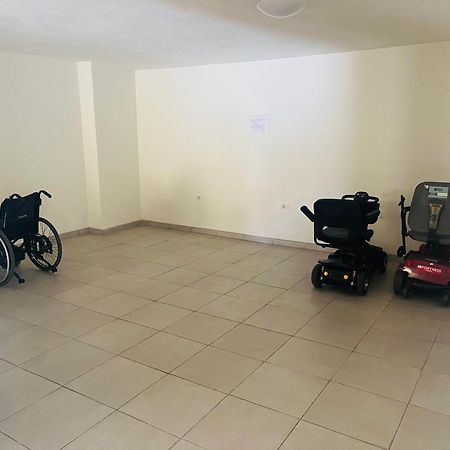 Superbe Appartement A Las Americas Torres Del Sol อาโรนา ภายนอก รูปภาพ
