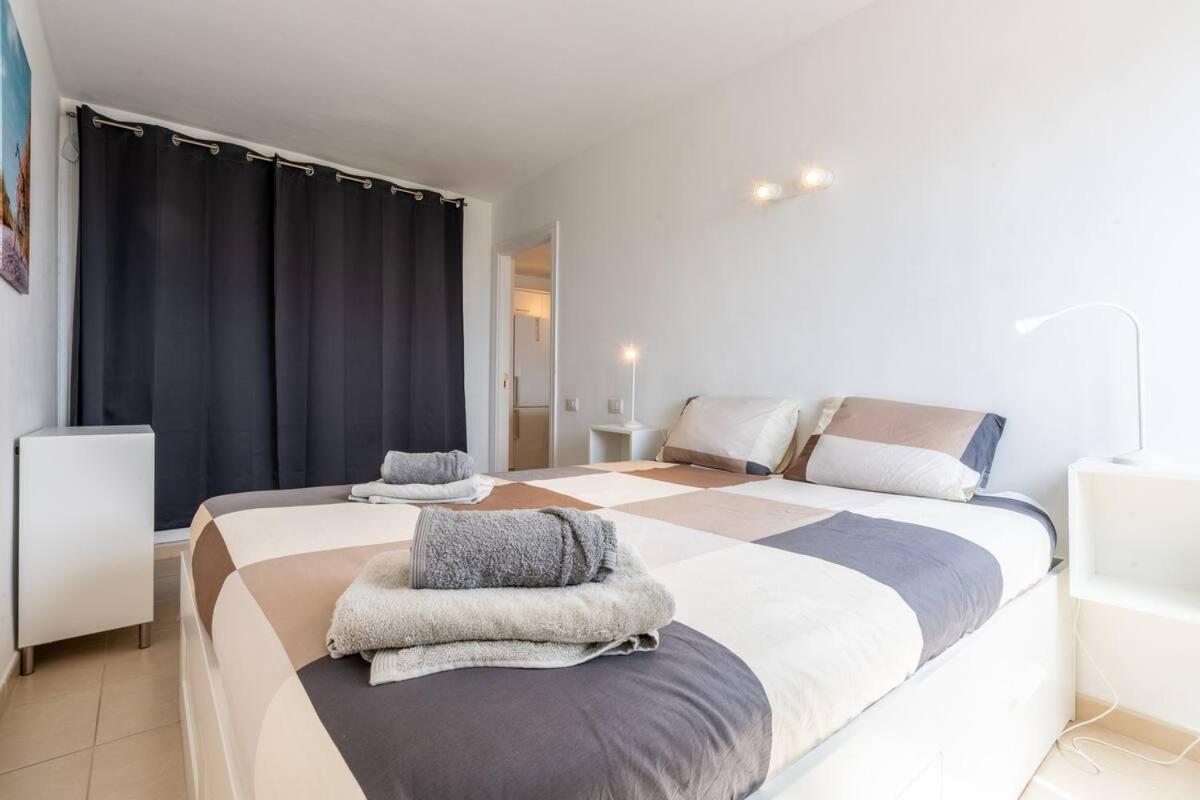 Superbe Appartement A Las Americas Torres Del Sol อาโรนา ภายนอก รูปภาพ