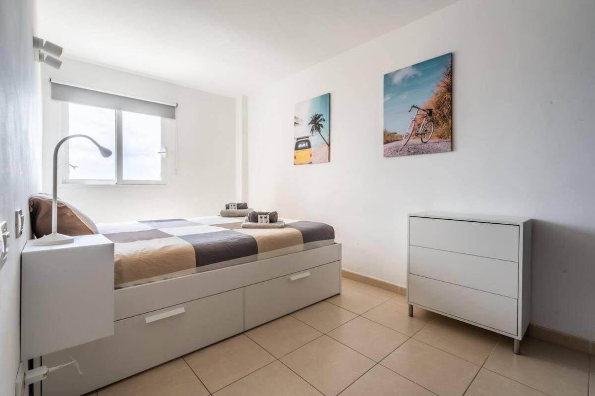 Superbe Appartement A Las Americas Torres Del Sol อาโรนา ภายนอก รูปภาพ