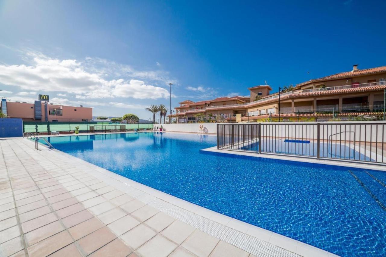 Superbe Appartement A Las Americas Torres Del Sol อาโรนา ภายนอก รูปภาพ
